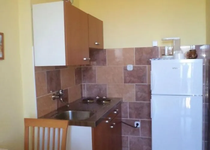 Barbat Apartament *