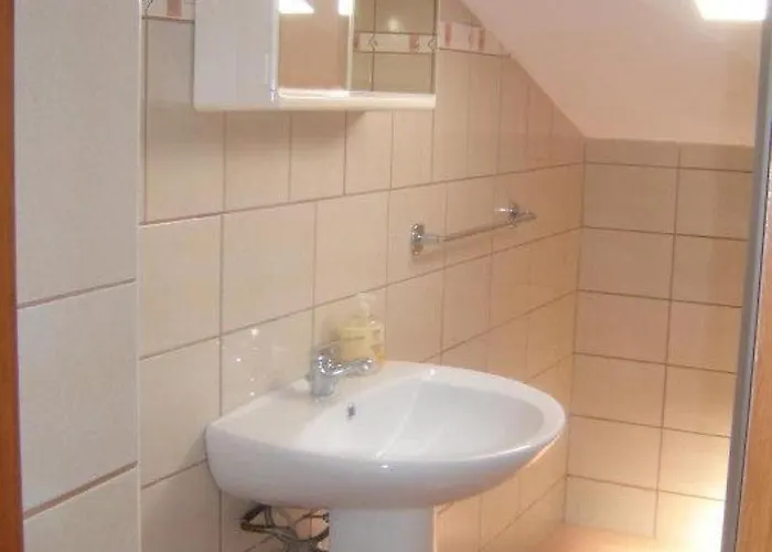 Barbat Apartament